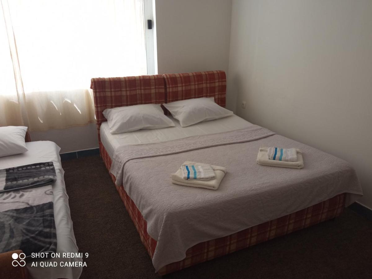 Apartman Jeca Требинье Экстерьер фото