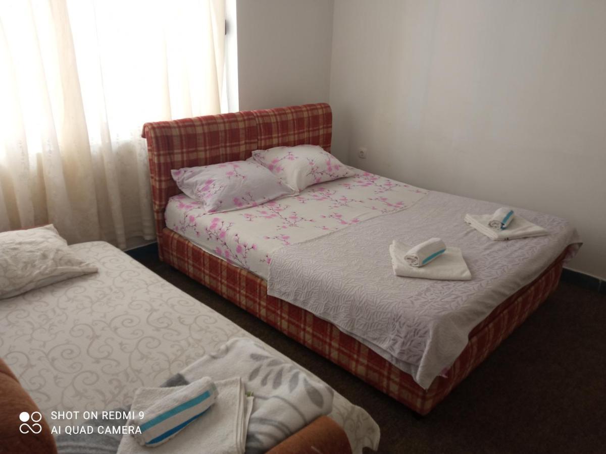 Apartman Jeca Требинье Экстерьер фото